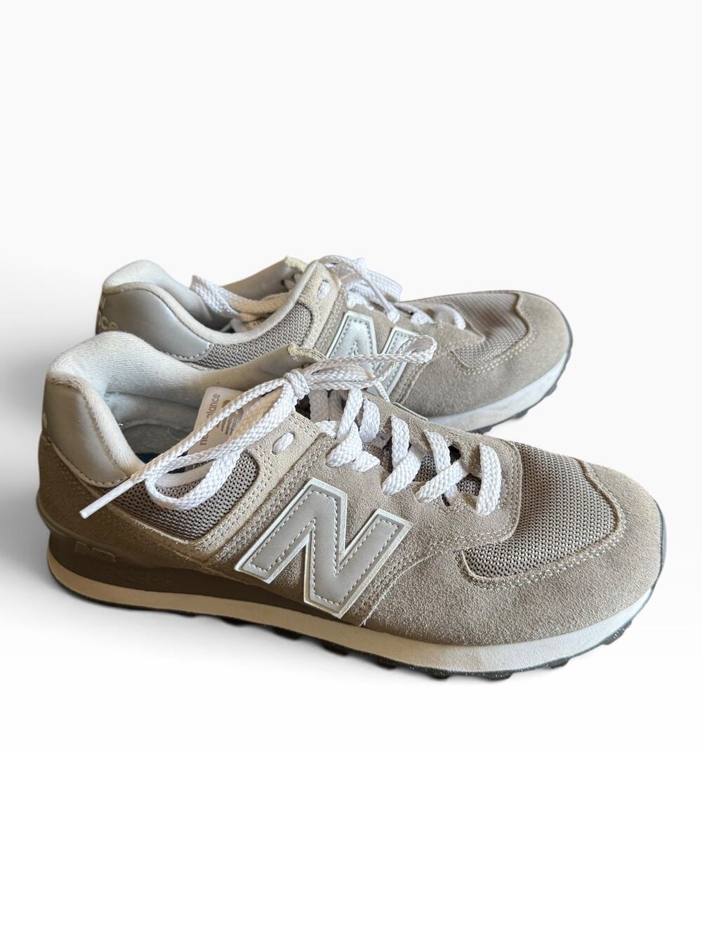 New Balance 574 Women’s Suede Sneakers Beige Taupe Classic Retro